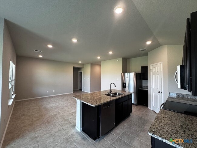 Building Photo - 1010 Prairie Clover Rd