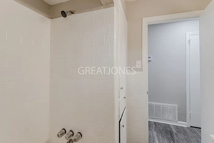 Building Photo - 4121 Calhoun Dr
