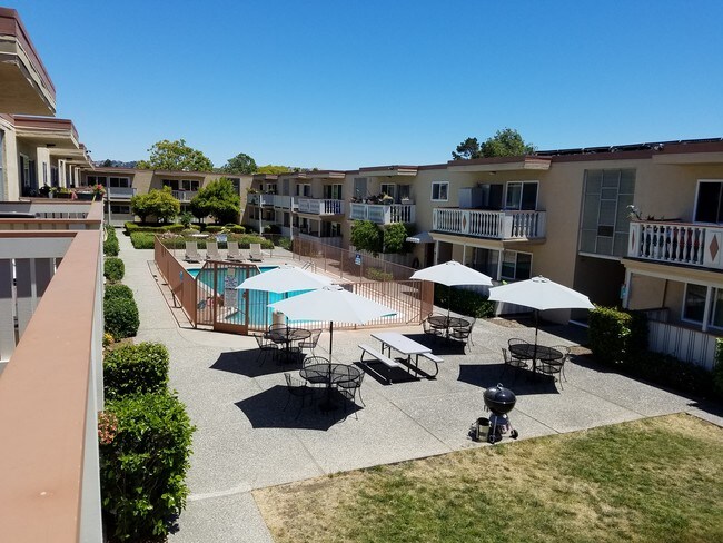 Eden Terrace Castro Valley, CA Apartment Finder