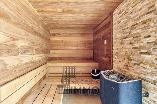 Building Photo - 11 Rue St