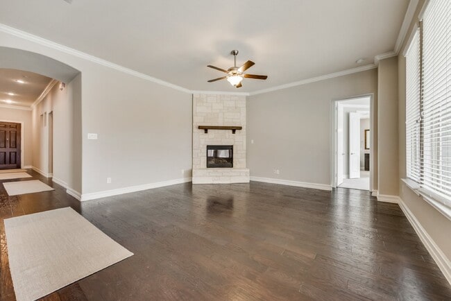 Building Photo - "Stunning 3-Bedroom Home in the Highlands at Trophy Club!"