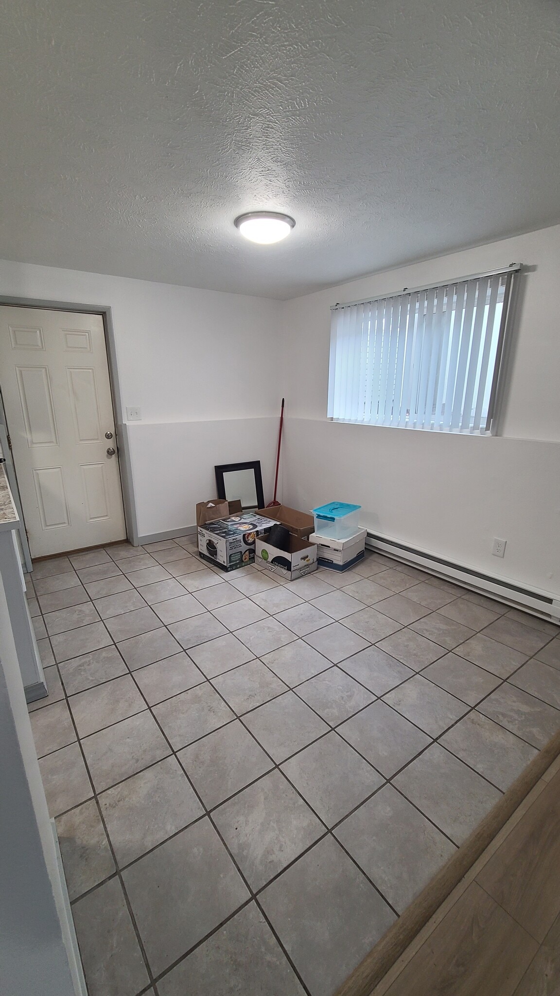 Building Photo - 2404 N Hamilton St