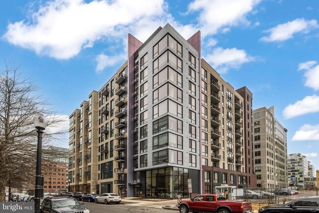 Building Photo - 37 L St SE