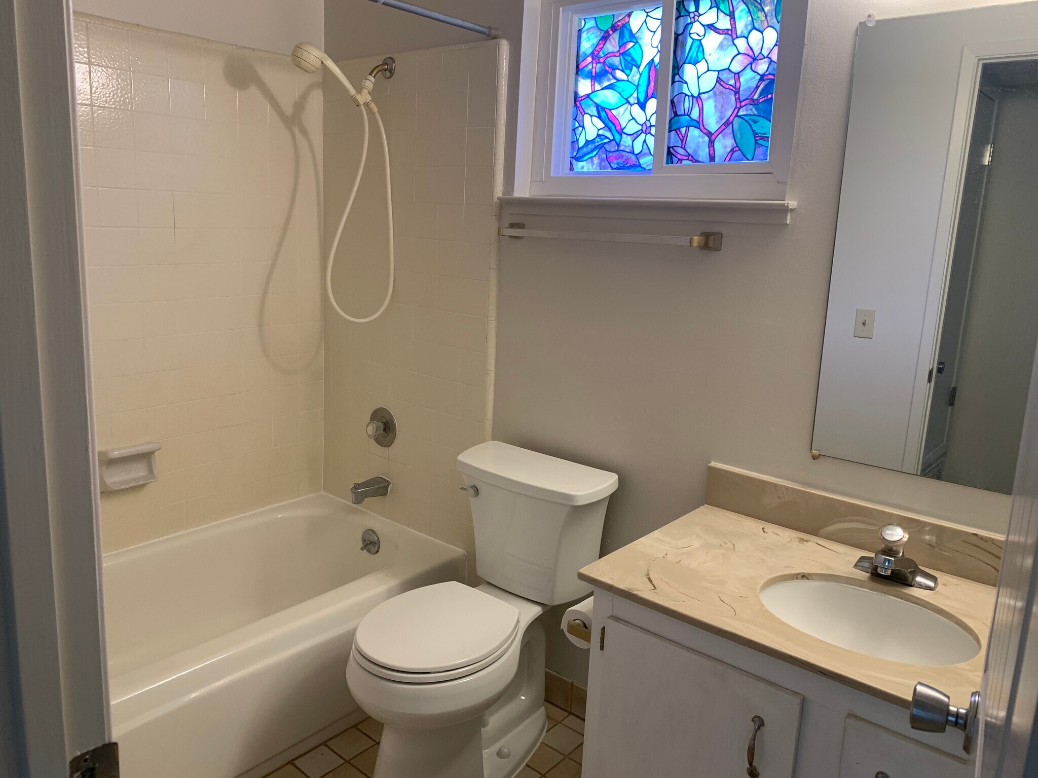Hall Bath - 124 Milmar Way