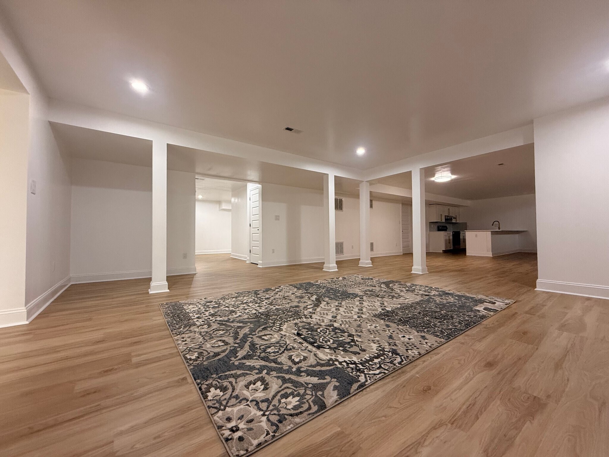Building Photo - 10402 Laurel Ridge Way