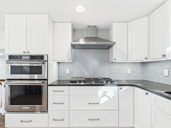 Building Photo - 6213 S Galena Way