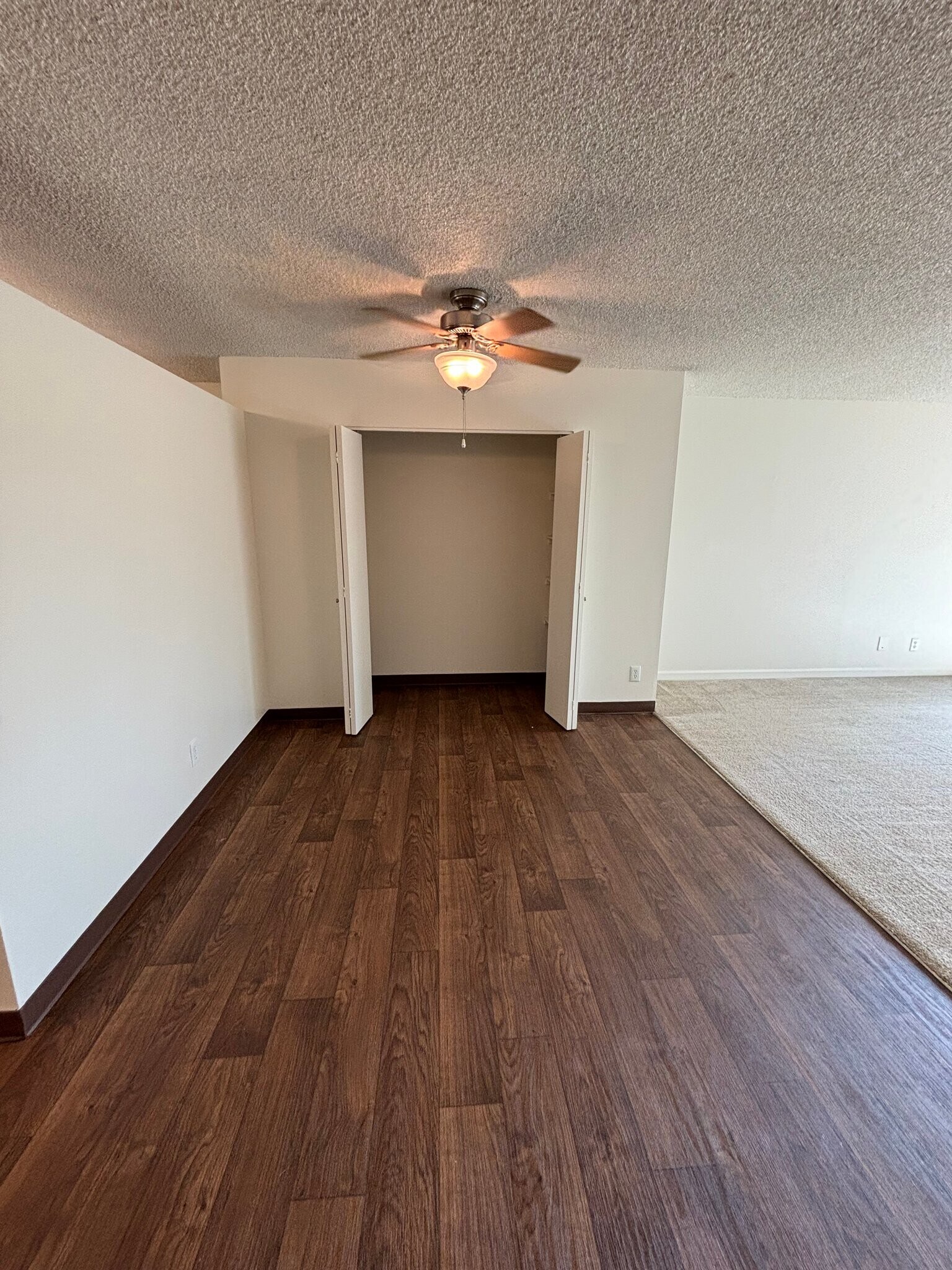 Building Photo - 8585 SW Canyon Ln