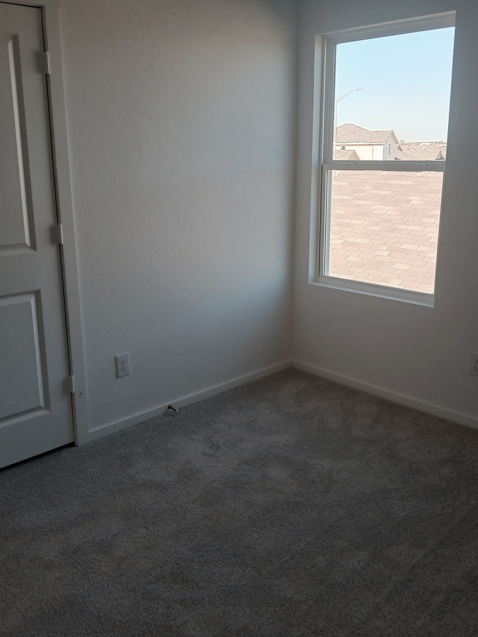 Building Photo - 705 Canyon Run