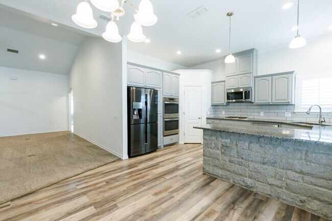 Building Photo - 208 Berkshire Ave