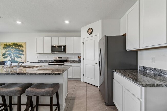 Building Photo - 3406 Grassy Knl