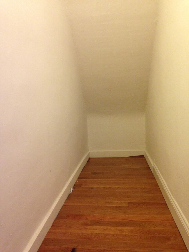 Building Photo - 5032 41st St