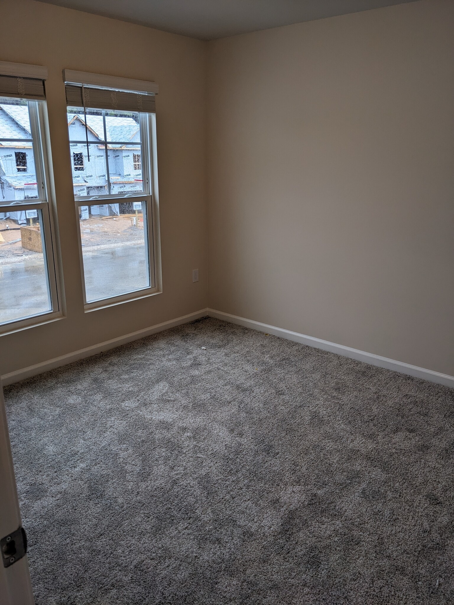 Master bedroom - 877 McKenzie Park Ter