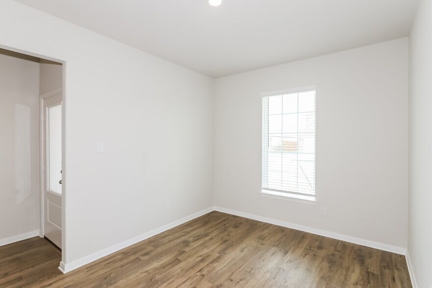 Building Photo - 7518 Tipton Meadow Way