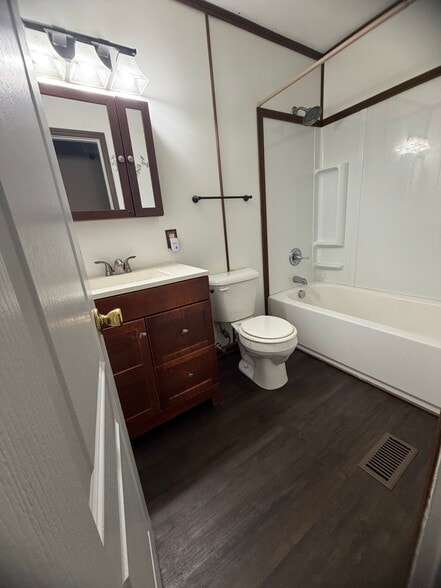 Building Photo - 6538 Baldoon Dr
