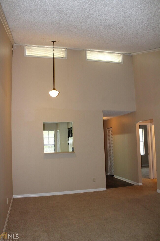 Building Photo - 207 Admirals Walk