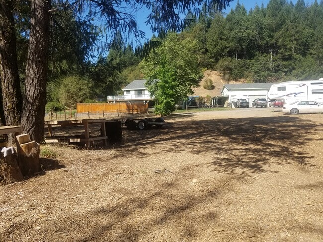 Building Photo - 22305 Canyon Way