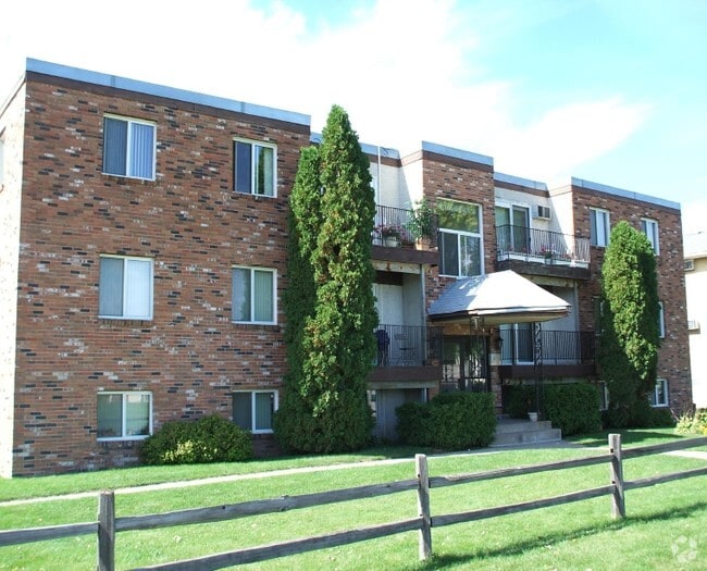 AndersonElrose Apartments 1532 Elrose Ct South Saint Paul MN 55075