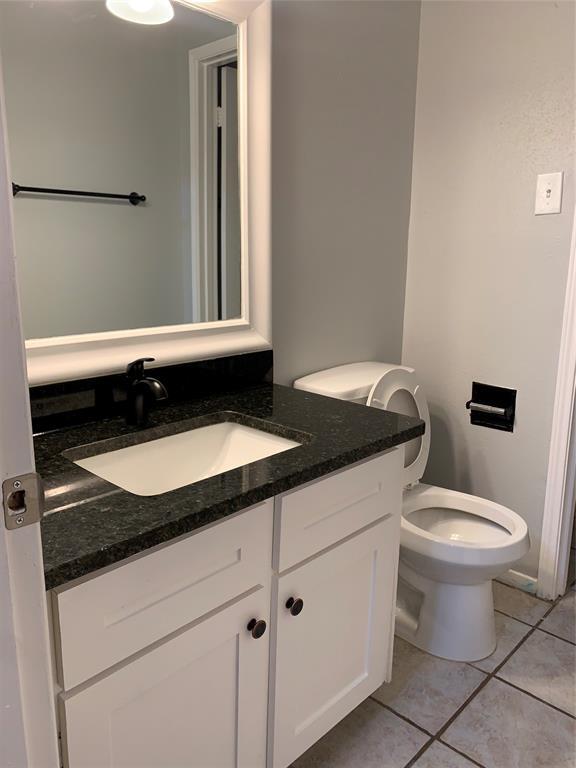 Building Photo - 1704 Jenkins Rd