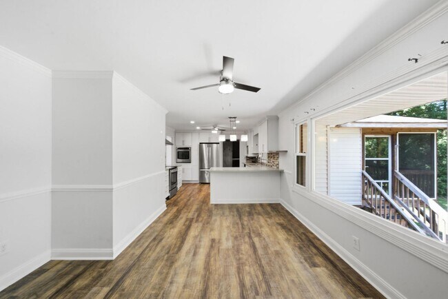 Building Photo - 1108 Park Ave