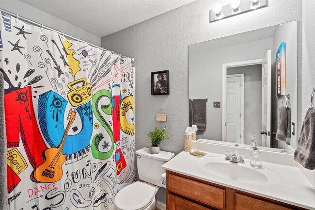 Building Photo - 1900 Melissa Oaks Ln