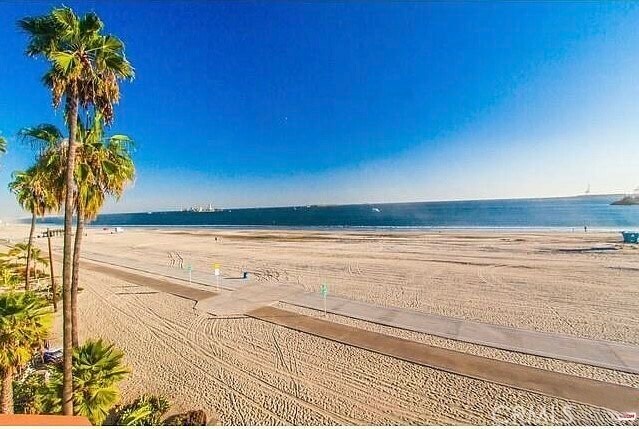 Building Photo - 1174 E Ocean Blvd