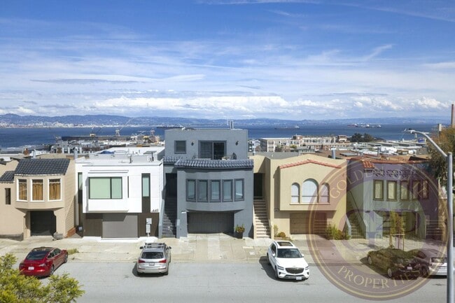 Building Photo - Potrero Hill - 3 BR, 2.5 BA House 1,388 Sq. Ft. - 3D Virtual Tour, Large Private Yard