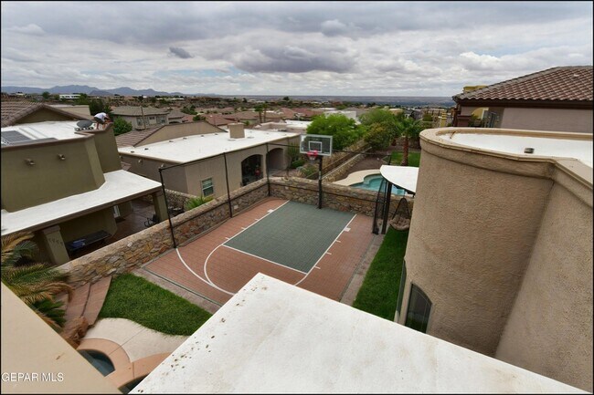 Building Photo - 6304 Franklin Trail Drive