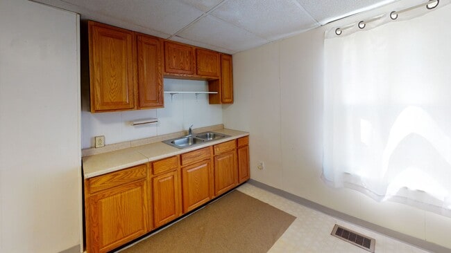 Building Photo - 1 Bed 1 Bath House for Rent in Butler