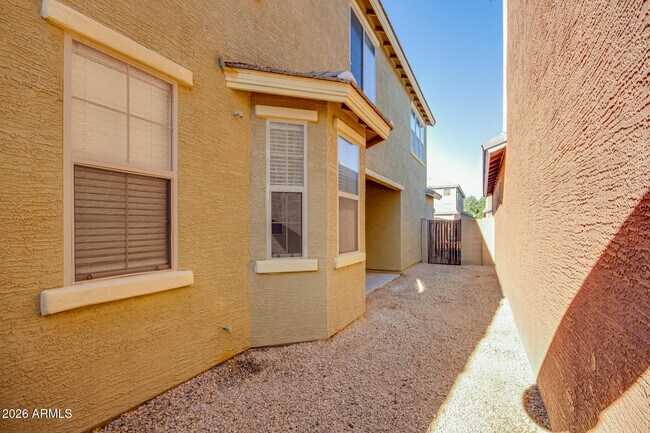 Building Photo - 4382 E Selena Dr