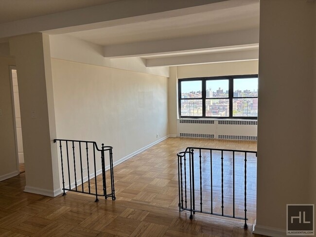 Building Photo - 930 Grand Concourse