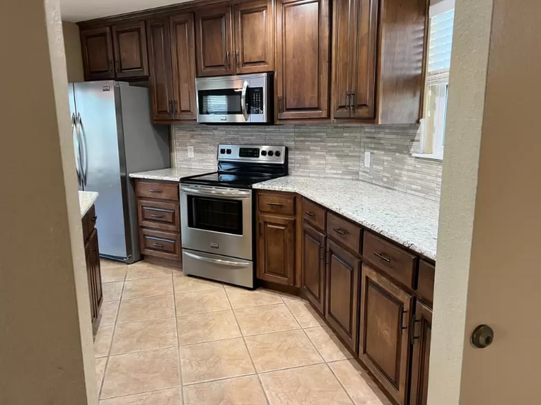 Building Photo - 14157 Whitecap Blvd