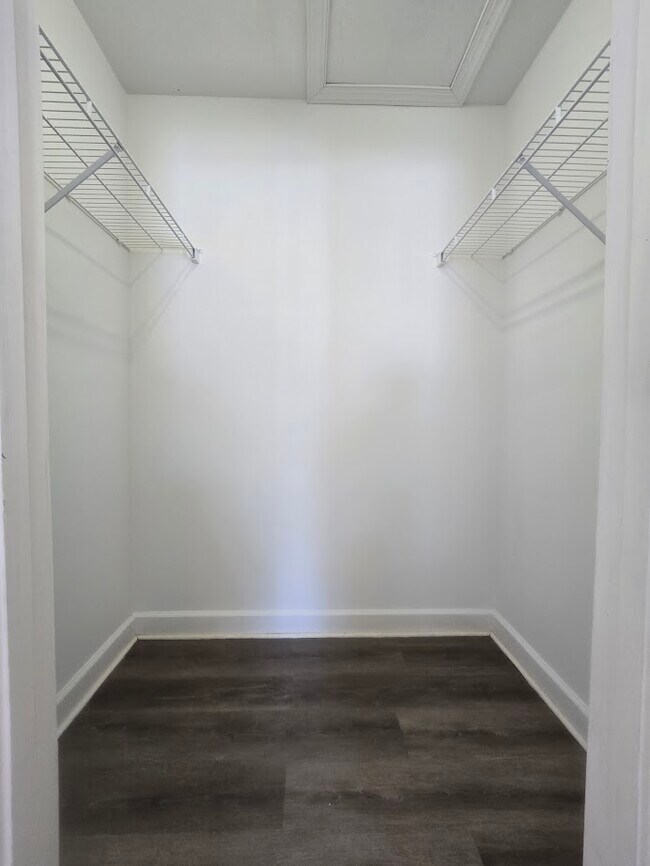 Building Photo - 3004 Honor Ct