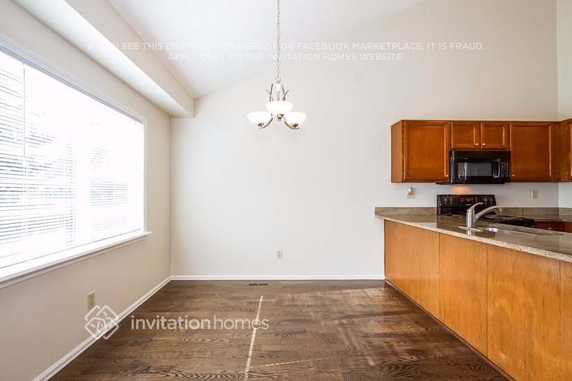 Building Photo - 19430 E Brown Dr