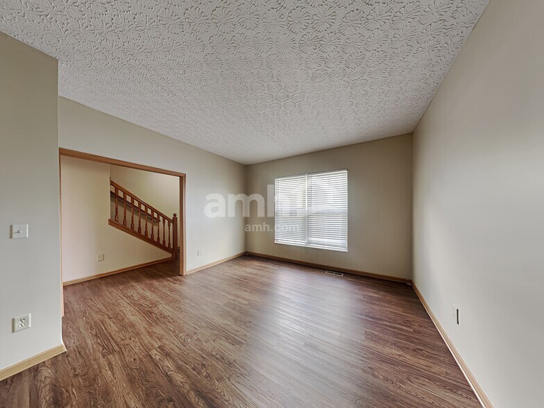 Building Photo - 3569 Quickwater Rd