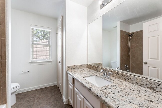 Building Photo - 87 Sagamore Ridge Pl