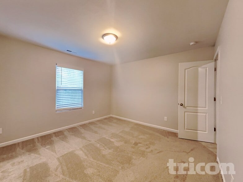 Building Photo - 945 Joselynn Drive