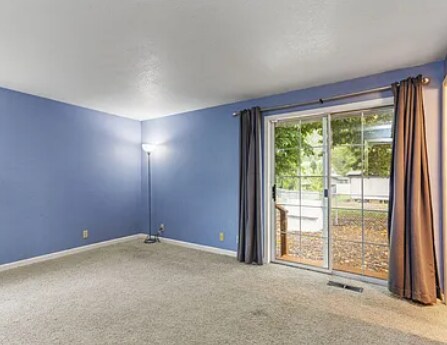 Building Photo - 132 Lloyellen Dr