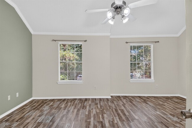 Building Photo - 38 Wineberry Pl