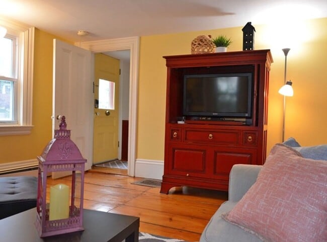 Building Photo - WINTER RENTAL: Captain John Butman House