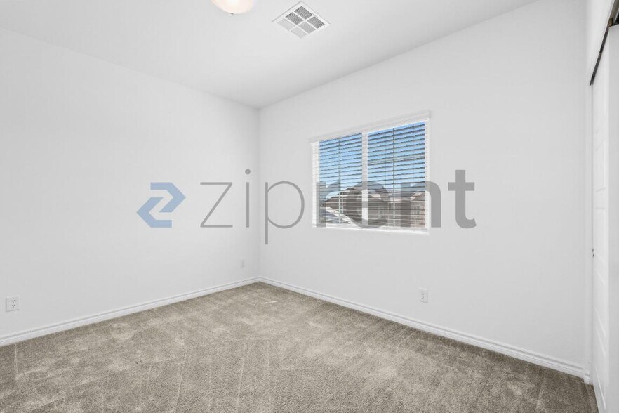 Building Photo - 7137 Red Gulch St
