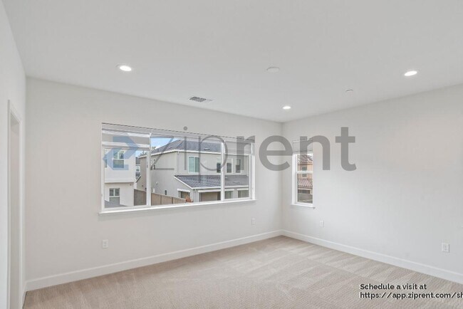 Building Photo - 4203 Randa Wy