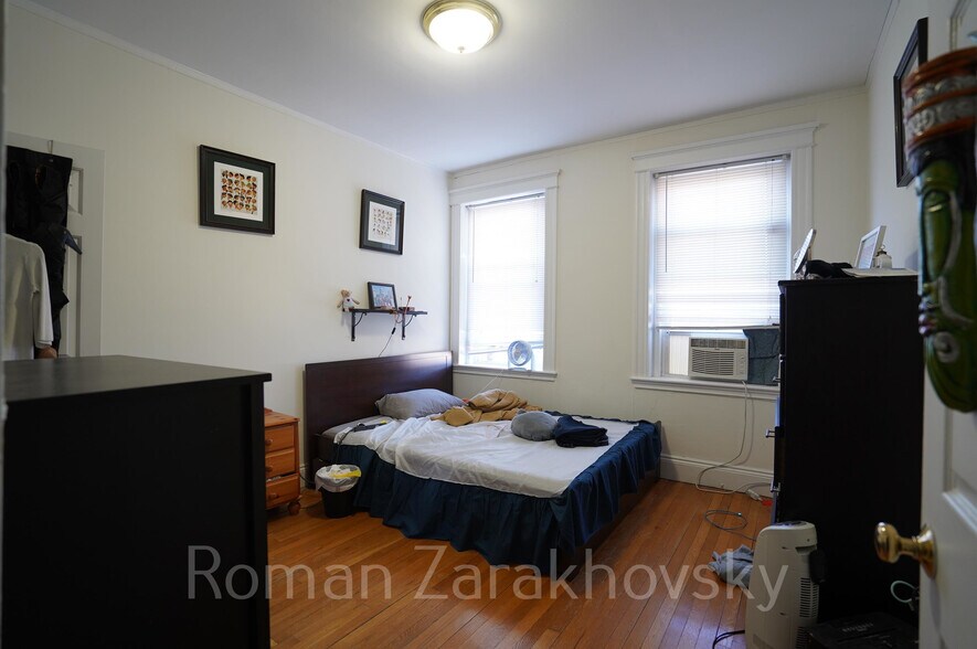 Building Photo - 14 Orkney Rd