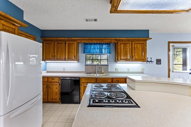 Building Photo - 2906 Avenue S