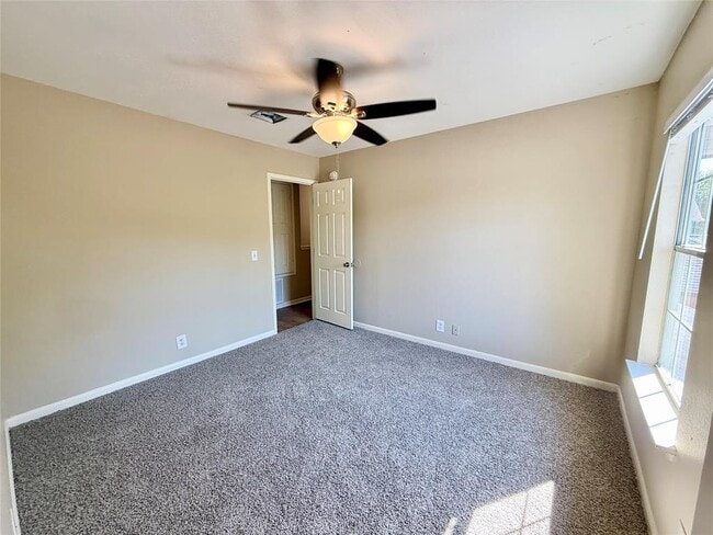 Building Photo - 170 Riley Cove