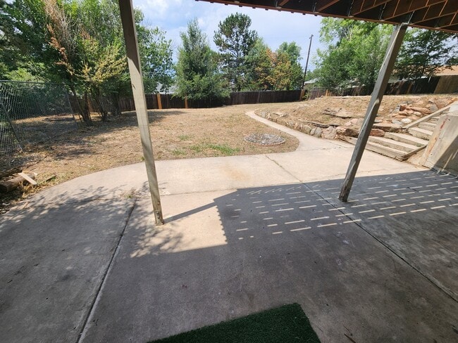 Building Photo - 677 Bridger Dr