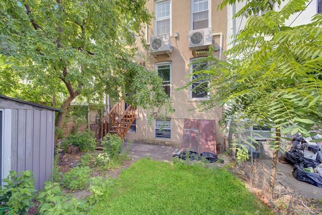 Building Photo - 71-11 68th St