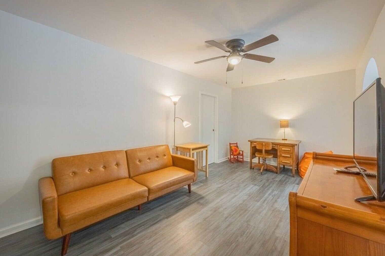 Building Photo - 635 Rivermont Rd