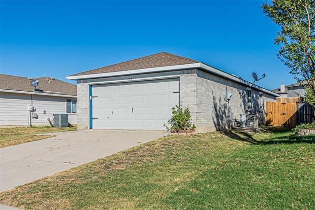 Building Photo - 1013 Post Oak Trail