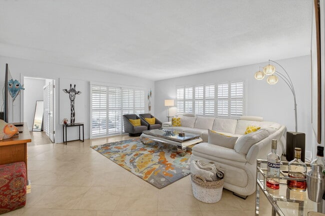 Building Photo - 1700 S Ocean Blvd