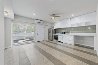 Building Photo - 3110 Red River St